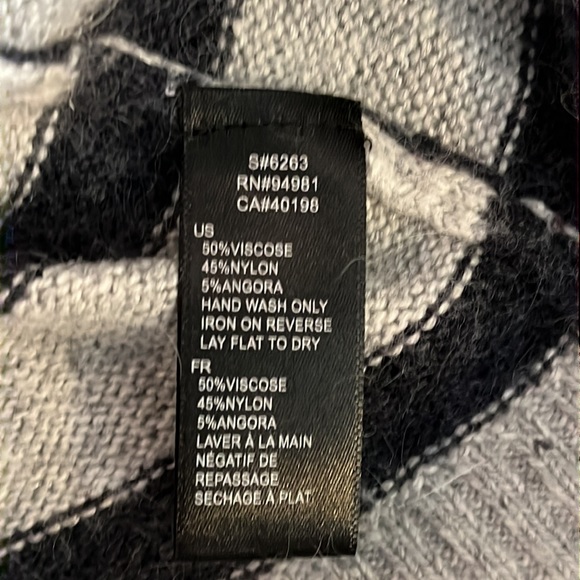 Twenty One blue & grey turtleneck sweater with front pocket - Picture 3 of 3